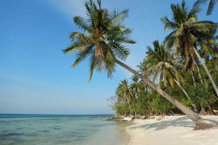 Pantai dalam agenda wisata