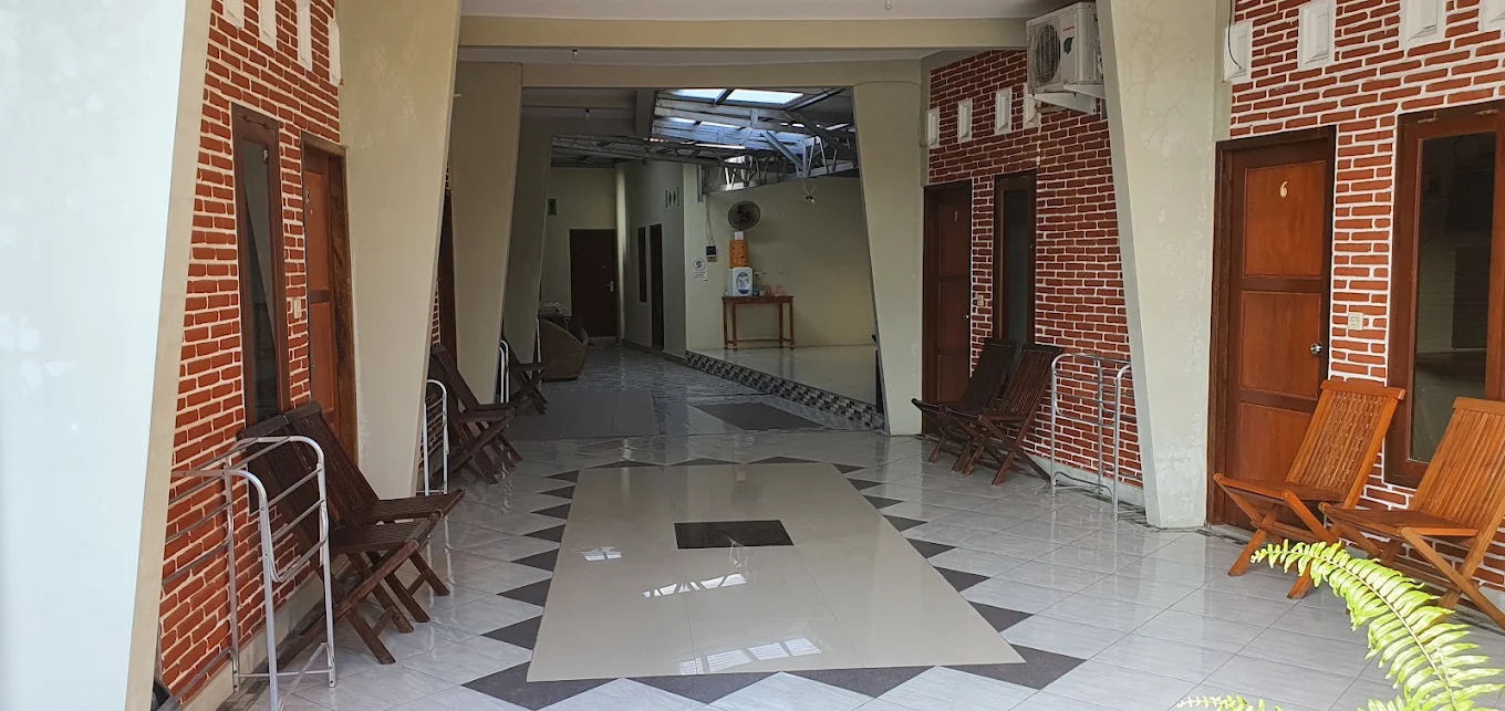 Azza Homestay