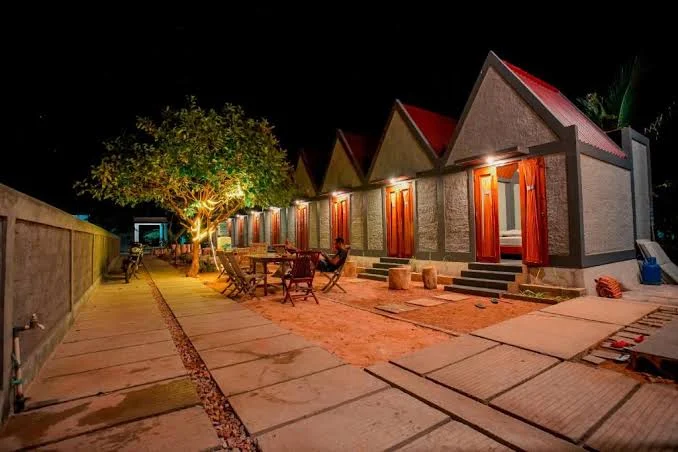 E2 Homestay